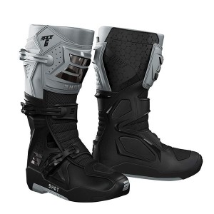 Bottes SHOT 2026 Race 6 Noir Gris Chromé